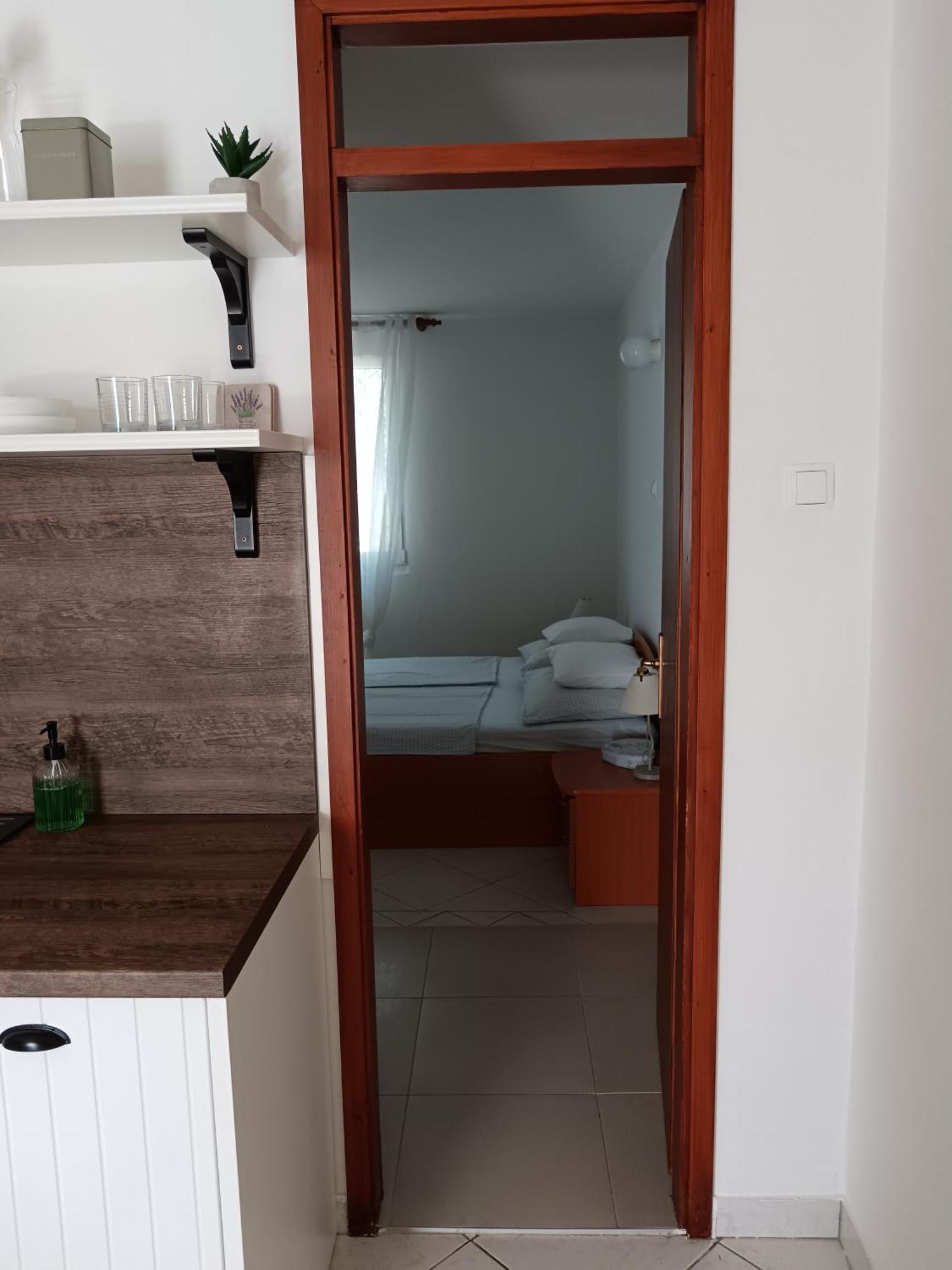 Apartmani More Komarna Eksteriør billede